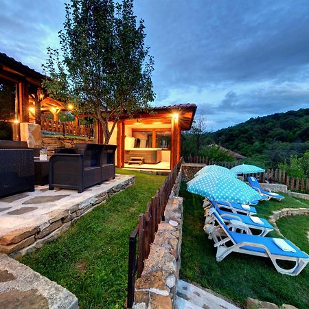 House Maya Treavna Exterior foto
