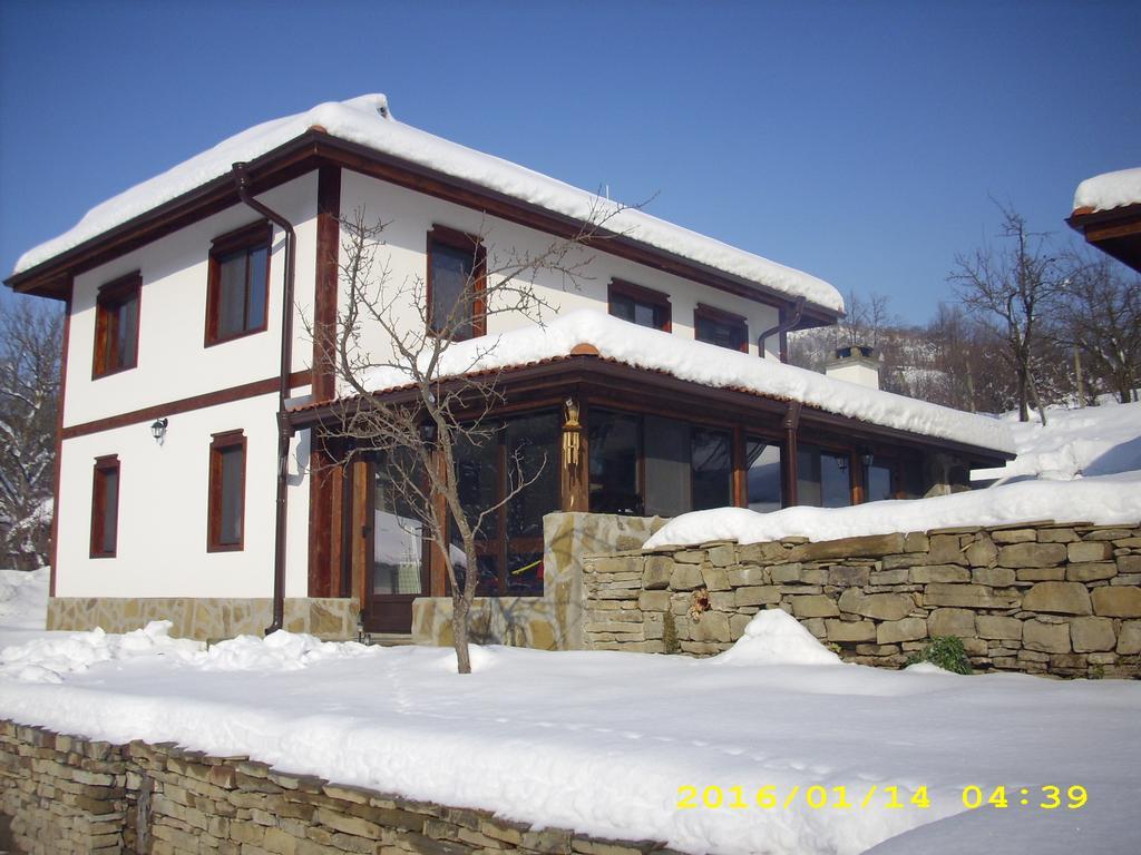 House Maya Treavna Exterior foto